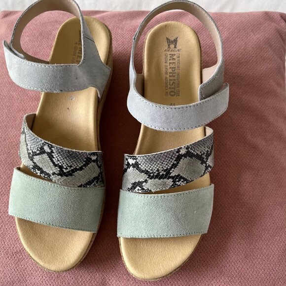 Mephisto Gianna Platform Sandal - Picture 1 of 7